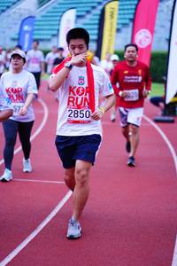 BIB: 2850, 575, 920
                            <button type="button" onclick="openModal(5920146)" class="btn btn-primary btn-sm float-right btn-popup" data-toggle="modal" data-target=".modal-high-quality">
                        <i class="fas fa-shopping-cart"></i> Add to Cart
                    </button>
                                            <button type="button" onclick="isThisMe(5920146, true)" class="btn btn-success btn-sm float-right btn-popup btn-isme hidden" data-toggle="tooltip" data-placement="bottom" title="นี่คือรูปของคุณใช่ไหม คลิกที่นี่เพื่อเอาเข้าอัลบั้ม">
                        <i class="fas fa-plus"></i> Add to album
                    </button>
                    <button type="button" onclick="isThisMe(5920146, false)" class="btn btn-warning btn-sm float-right btn-popup btn-isnotme hidden">
                        <i class="fas fa-ban"></i> Remove from album
                    </button>