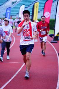 BIB: 2850, 672
                            <button type="button" onclick="openModal(5920123)" class="btn btn-primary btn-sm float-right btn-popup" data-toggle="modal" data-target=".modal-high-quality">
                        <i class="fas fa-shopping-cart"></i> Add to Cart
                    </button>
                                            <button type="button" onclick="isThisMe(5920123, true)" class="btn btn-success btn-sm float-right btn-popup btn-isme hidden" data-toggle="tooltip" data-placement="bottom" title="นี่คือรูปของคุณใช่ไหม คลิกที่นี่เพื่อเอาเข้าอัลบั้ม">
                        <i class="fas fa-plus"></i> Add to album
                    </button>
                    <button type="button" onclick="isThisMe(5920123, false)" class="btn btn-warning btn-sm float-right btn-popup btn-isnotme hidden">
                        <i class="fas fa-ban"></i> Remove from album
                    </button>