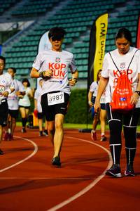 BIB: 201, 3987
                            <button type="button" onclick="openModal(5900553)" class="btn btn-primary btn-sm float-right btn-popup" data-toggle="modal" data-target=".modal-high-quality">
                        <i class="fas fa-shopping-cart"></i> Add to Cart
                    </button>
                                            <button type="button" onclick="isThisMe(5900553, true)" class="btn btn-success btn-sm float-right btn-popup btn-isme hidden" data-toggle="tooltip" data-placement="bottom" title="นี่คือรูปของคุณใช่ไหม คลิกที่นี่เพื่อเอาเข้าอัลบั้ม">
                        <i class="fas fa-plus"></i> Add to album
                    </button>
                    <button type="button" onclick="isThisMe(5900553, false)" class="btn btn-warning btn-sm float-right btn-popup btn-isnotme hidden">
                        <i class="fas fa-ban"></i> Remove from album
                    </button>