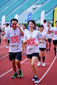 BIB: 686, 6812, 2010, 6811
                            <button type="button" onclick="openModal(5912136)" class="btn btn-primary btn-sm float-right btn-popup" data-toggle="modal" data-target=".modal-high-quality">
                        <i class="fas fa-shopping-cart"></i> Add to Cart
                    </button>
                                            <button type="button" onclick="isThisMe(5912136, true)" class="btn btn-success btn-sm float-right btn-popup btn-isme hidden" data-toggle="tooltip" data-placement="bottom" title="นี่คือรูปของคุณใช่ไหม คลิกที่นี่เพื่อเอาเข้าอัลบั้ม">
                        <i class="fas fa-plus"></i> Add to album
                    </button>
                    <button type="button" onclick="isThisMe(5912136, false)" class="btn btn-warning btn-sm float-right btn-popup btn-isnotme hidden">
                        <i class="fas fa-ban"></i> Remove from album
                    </button>