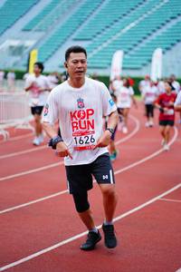 BIB: 1626
                            <button type="button" onclick="openModal(5924512)" class="btn btn-primary btn-sm float-right btn-popup" data-toggle="modal" data-target=".modal-high-quality">
                        <i class="fas fa-shopping-cart"></i> Add to Cart
                    </button>
                                            <button type="button" onclick="isThisMe(5924512, true)" class="btn btn-success btn-sm float-right btn-popup btn-isme hidden" data-toggle="tooltip" data-placement="bottom" title="นี่คือรูปของคุณใช่ไหม คลิกที่นี่เพื่อเอาเข้าอัลบั้ม">
                        <i class="fas fa-plus"></i> Add to album
                    </button>
                    <button type="button" onclick="isThisMe(5924512, false)" class="btn btn-warning btn-sm float-right btn-popup btn-isnotme hidden">
                        <i class="fas fa-ban"></i> Remove from album
                    </button>