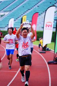 BIB: 6501, 6440
                            <button type="button" onclick="openModal(5913548)" class="btn btn-primary btn-sm float-right btn-popup" data-toggle="modal" data-target=".modal-high-quality">
                        <i class="fas fa-shopping-cart"></i> Add to Cart
                    </button>
                                            <button type="button" onclick="isThisMe(5913548, true)" class="btn btn-success btn-sm float-right btn-popup btn-isme hidden" data-toggle="tooltip" data-placement="bottom" title="นี่คือรูปของคุณใช่ไหม คลิกที่นี่เพื่อเอาเข้าอัลบั้ม">
                        <i class="fas fa-plus"></i> Add to album
                    </button>
                    <button type="button" onclick="isThisMe(5913548, false)" class="btn btn-warning btn-sm float-right btn-popup btn-isnotme hidden">
                        <i class="fas fa-ban"></i> Remove from album
                    </button>