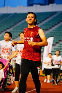 BIB: 614
                            <button type="button" onclick="openModal(5905357)" class="btn btn-primary btn-sm float-right btn-popup" data-toggle="modal" data-target=".modal-high-quality">
                        <i class="fas fa-shopping-cart"></i> Add to Cart
                    </button>
                                            <button type="button" onclick="isThisMe(5905357, true)" class="btn btn-success btn-sm float-right btn-popup btn-isme hidden" data-toggle="tooltip" data-placement="bottom" title="นี่คือรูปของคุณใช่ไหม คลิกที่นี่เพื่อเอาเข้าอัลบั้ม">
                        <i class="fas fa-plus"></i> Add to album
                    </button>
                    <button type="button" onclick="isThisMe(5905357, false)" class="btn btn-warning btn-sm float-right btn-popup btn-isnotme hidden">
                        <i class="fas fa-ban"></i> Remove from album
                    </button>