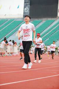 BIB: 5773
                            <button type="button" onclick="openModal(5889806)" class="btn btn-primary btn-sm float-right btn-popup" data-toggle="modal" data-target=".modal-high-quality">
                        <i class="fas fa-shopping-cart"></i> Add to Cart
                    </button>
                                            <button type="button" onclick="isThisMe(5889806, true)" class="btn btn-success btn-sm float-right btn-popup btn-isme hidden" data-toggle="tooltip" data-placement="bottom" title="นี่คือรูปของคุณใช่ไหม คลิกที่นี่เพื่อเอาเข้าอัลบั้ม">
                        <i class="fas fa-plus"></i> Add to album
                    </button>
                    <button type="button" onclick="isThisMe(5889806, false)" class="btn btn-warning btn-sm float-right btn-popup btn-isnotme hidden">
                        <i class="fas fa-ban"></i> Remove from album
                    </button>