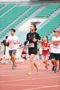 BIB: 3674, 13673, 4930
                            <button type="button" onclick="openModal(5887209)" class="btn btn-primary btn-sm float-right btn-popup" data-toggle="modal" data-target=".modal-high-quality">
                        <i class="fas fa-shopping-cart"></i> Add to Cart
                    </button>
                                            <button type="button" onclick="isThisMe(5887209, true)" class="btn btn-success btn-sm float-right btn-popup btn-isme hidden" data-toggle="tooltip" data-placement="bottom" title="นี่คือรูปของคุณใช่ไหม คลิกที่นี่เพื่อเอาเข้าอัลบั้ม">
                        <i class="fas fa-plus"></i> Add to album
                    </button>
                    <button type="button" onclick="isThisMe(5887209, false)" class="btn btn-warning btn-sm float-right btn-popup btn-isnotme hidden">
                        <i class="fas fa-ban"></i> Remove from album
                    </button>