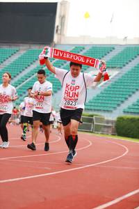 BIB: 2823, 006, 4992
                            <button type="button" onclick="openModal(5896073)" class="btn btn-primary btn-sm float-right btn-popup" data-toggle="modal" data-target=".modal-high-quality">
                        <i class="fas fa-shopping-cart"></i> Add to Cart
                    </button>
                                            <button type="button" onclick="isThisMe(5896073, true)" class="btn btn-success btn-sm float-right btn-popup btn-isme hidden" data-toggle="tooltip" data-placement="bottom" title="นี่คือรูปของคุณใช่ไหม คลิกที่นี่เพื่อเอาเข้าอัลบั้ม">
                        <i class="fas fa-plus"></i> Add to album
                    </button>
                    <button type="button" onclick="isThisMe(5896073, false)" class="btn btn-warning btn-sm float-right btn-popup btn-isnotme hidden">
                        <i class="fas fa-ban"></i> Remove from album
                    </button>