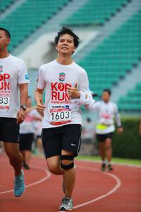 BIB: 2019, 1603
                            <button type="button" onclick="openModal(5884628)" class="btn btn-primary btn-sm float-right btn-popup" data-toggle="modal" data-target=".modal-high-quality">
                        <i class="fas fa-shopping-cart"></i> Add to Cart
                    </button>
                                            <button type="button" onclick="isThisMe(5884628, true)" class="btn btn-success btn-sm float-right btn-popup btn-isme hidden" data-toggle="tooltip" data-placement="bottom" title="นี่คือรูปของคุณใช่ไหม คลิกที่นี่เพื่อเอาเข้าอัลบั้ม">
                        <i class="fas fa-plus"></i> Add to album
                    </button>
                    <button type="button" onclick="isThisMe(5884628, false)" class="btn btn-warning btn-sm float-right btn-popup btn-isnotme hidden">
                        <i class="fas fa-ban"></i> Remove from album
                    </button>