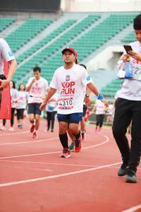 BIB: 201, 4310
                            <button type="button" onclick="openModal(5892405)" class="btn btn-primary btn-sm float-right btn-popup" data-toggle="modal" data-target=".modal-high-quality">
                        <i class="fas fa-shopping-cart"></i> Add to Cart
                    </button>
                                            <button type="button" onclick="isThisMe(5892405, true)" class="btn btn-success btn-sm float-right btn-popup btn-isme hidden" data-toggle="tooltip" data-placement="bottom" title="นี่คือรูปของคุณใช่ไหม คลิกที่นี่เพื่อเอาเข้าอัลบั้ม">
                        <i class="fas fa-plus"></i> Add to album
                    </button>
                    <button type="button" onclick="isThisMe(5892405, false)" class="btn btn-warning btn-sm float-right btn-popup btn-isnotme hidden">
                        <i class="fas fa-ban"></i> Remove from album
                    </button>