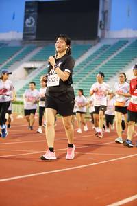 BIB: 6624
                            <button type="button" onclick="openModal(5880624)" class="btn btn-primary btn-sm float-right btn-popup" data-toggle="modal" data-target=".modal-high-quality">
                        <i class="fas fa-shopping-cart"></i> Add to Cart
                    </button>
                                            <button type="button" onclick="isThisMe(5880624, true)" class="btn btn-success btn-sm float-right btn-popup btn-isme hidden" data-toggle="tooltip" data-placement="bottom" title="นี่คือรูปของคุณใช่ไหม คลิกที่นี่เพื่อเอาเข้าอัลบั้ม">
                        <i class="fas fa-plus"></i> Add to album
                    </button>
                    <button type="button" onclick="isThisMe(5880624, false)" class="btn btn-warning btn-sm float-right btn-popup btn-isnotme hidden">
                        <i class="fas fa-ban"></i> Remove from album
                    </button>