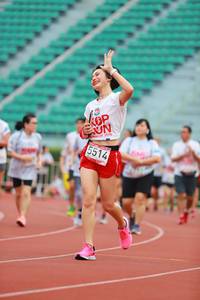 BIB: 5514, 2019
                            <button type="button" onclick="openModal(5887963)" class="btn btn-primary btn-sm float-right btn-popup" data-toggle="modal" data-target=".modal-high-quality">
                        <i class="fas fa-shopping-cart"></i> Add to Cart
                    </button>
                                            <button type="button" onclick="isThisMe(5887963, true)" class="btn btn-success btn-sm float-right btn-popup btn-isme hidden" data-toggle="tooltip" data-placement="bottom" title="นี่คือรูปของคุณใช่ไหม คลิกที่นี่เพื่อเอาเข้าอัลบั้ม">
                        <i class="fas fa-plus"></i> Add to album
                    </button>
                    <button type="button" onclick="isThisMe(5887963, false)" class="btn btn-warning btn-sm float-right btn-popup btn-isnotme hidden">
                        <i class="fas fa-ban"></i> Remove from album
                    </button>