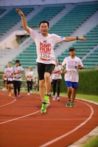 BIB: 1356, 6416
                            <button type="button" onclick="openModal(5881318)" class="btn btn-primary btn-sm float-right btn-popup" data-toggle="modal" data-target=".modal-high-quality">
                        <i class="fas fa-shopping-cart"></i> Add to Cart
                    </button>
                                            <button type="button" onclick="isThisMe(5881318, true)" class="btn btn-success btn-sm float-right btn-popup btn-isme hidden" data-toggle="tooltip" data-placement="bottom" title="นี่คือรูปของคุณใช่ไหม คลิกที่นี่เพื่อเอาเข้าอัลบั้ม">
                        <i class="fas fa-plus"></i> Add to album
                    </button>
                    <button type="button" onclick="isThisMe(5881318, false)" class="btn btn-warning btn-sm float-right btn-popup btn-isnotme hidden">
                        <i class="fas fa-ban"></i> Remove from album
                    </button>