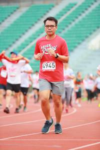 BIB: 4945
                            <button type="button" onclick="openModal(5888427)" class="btn btn-primary btn-sm float-right btn-popup" data-toggle="modal" data-target=".modal-high-quality">
                        <i class="fas fa-shopping-cart"></i> Add to Cart
                    </button>
                                            <button type="button" onclick="isThisMe(5888427, true)" class="btn btn-success btn-sm float-right btn-popup btn-isme hidden" data-toggle="tooltip" data-placement="bottom" title="นี่คือรูปของคุณใช่ไหม คลิกที่นี่เพื่อเอาเข้าอัลบั้ม">
                        <i class="fas fa-plus"></i> Add to album
                    </button>
                    <button type="button" onclick="isThisMe(5888427, false)" class="btn btn-warning btn-sm float-right btn-popup btn-isnotme hidden">
                        <i class="fas fa-ban"></i> Remove from album
                    </button>