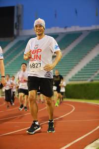 BIB: 6827
                            <button type="button" onclick="openModal(5879587)" class="btn btn-primary btn-sm float-right btn-popup" data-toggle="modal" data-target=".modal-high-quality">
                        <i class="fas fa-shopping-cart"></i> Add to Cart
                    </button>
                                            <button type="button" onclick="isThisMe(5879587, true)" class="btn btn-success btn-sm float-right btn-popup btn-isme hidden" data-toggle="tooltip" data-placement="bottom" title="นี่คือรูปของคุณใช่ไหม คลิกที่นี่เพื่อเอาเข้าอัลบั้ม">
                        <i class="fas fa-plus"></i> Add to album
                    </button>
                    <button type="button" onclick="isThisMe(5879587, false)" class="btn btn-warning btn-sm float-right btn-popup btn-isnotme hidden">
                        <i class="fas fa-ban"></i> Remove from album
                    </button>