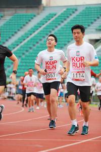 BIB: 3557, 1114
                            <button type="button" onclick="openModal(5897779)" class="btn btn-primary btn-sm float-right btn-popup" data-toggle="modal" data-target=".modal-high-quality">
                        <i class="fas fa-shopping-cart"></i> Add to Cart
                    </button>
                                            <button type="button" onclick="isThisMe(5897779, true)" class="btn btn-success btn-sm float-right btn-popup btn-isme hidden" data-toggle="tooltip" data-placement="bottom" title="นี่คือรูปของคุณใช่ไหม คลิกที่นี่เพื่อเอาเข้าอัลบั้ม">
                        <i class="fas fa-plus"></i> Add to album
                    </button>
                    <button type="button" onclick="isThisMe(5897779, false)" class="btn btn-warning btn-sm float-right btn-popup btn-isnotme hidden">
                        <i class="fas fa-ban"></i> Remove from album
                    </button>