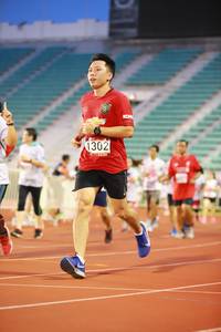 BIB: 1302
                            <button type="button" onclick="openModal(5879953)" class="btn btn-primary btn-sm float-right btn-popup" data-toggle="modal" data-target=".modal-high-quality">
                        <i class="fas fa-shopping-cart"></i> Add to Cart
                    </button>
                                            <button type="button" onclick="isThisMe(5879953, true)" class="btn btn-success btn-sm float-right btn-popup btn-isme hidden" data-toggle="tooltip" data-placement="bottom" title="นี่คือรูปของคุณใช่ไหม คลิกที่นี่เพื่อเอาเข้าอัลบั้ม">
                        <i class="fas fa-plus"></i> Add to album
                    </button>
                    <button type="button" onclick="isThisMe(5879953, false)" class="btn btn-warning btn-sm float-right btn-popup btn-isnotme hidden">
                        <i class="fas fa-ban"></i> Remove from album
                    </button>