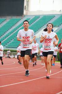 BIB: 201, 5891, 5892
                            <button type="button" onclick="openModal(5897884)" class="btn btn-primary btn-sm float-right btn-popup" data-toggle="modal" data-target=".modal-high-quality">
                        <i class="fas fa-shopping-cart"></i> Add to Cart
                    </button>
                                            <button type="button" onclick="isThisMe(5897884, true)" class="btn btn-success btn-sm float-right btn-popup btn-isme hidden" data-toggle="tooltip" data-placement="bottom" title="นี่คือรูปของคุณใช่ไหม คลิกที่นี่เพื่อเอาเข้าอัลบั้ม">
                        <i class="fas fa-plus"></i> Add to album
                    </button>
                    <button type="button" onclick="isThisMe(5897884, false)" class="btn btn-warning btn-sm float-right btn-popup btn-isnotme hidden">
                        <i class="fas fa-ban"></i> Remove from album
                    </button>