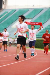 BIB: 4197, 1762
                            <button type="button" onclick="openModal(5899093)" class="btn btn-primary btn-sm float-right btn-popup" data-toggle="modal" data-target=".modal-high-quality">
                        <i class="fas fa-shopping-cart"></i> Add to Cart
                    </button>
                                            <button type="button" onclick="isThisMe(5899093, true)" class="btn btn-success btn-sm float-right btn-popup btn-isme hidden" data-toggle="tooltip" data-placement="bottom" title="นี่คือรูปของคุณใช่ไหม คลิกที่นี่เพื่อเอาเข้าอัลบั้ม">
                        <i class="fas fa-plus"></i> Add to album
                    </button>
                    <button type="button" onclick="isThisMe(5899093, false)" class="btn btn-warning btn-sm float-right btn-popup btn-isnotme hidden">
                        <i class="fas fa-ban"></i> Remove from album
                    </button>