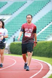 BIB: 1892
                            <button type="button" onclick="openModal(5885649)" class="btn btn-primary btn-sm float-right btn-popup" data-toggle="modal" data-target=".modal-high-quality">
                        <i class="fas fa-shopping-cart"></i> Add to Cart
                    </button>
                                            <button type="button" onclick="isThisMe(5885649, true)" class="btn btn-success btn-sm float-right btn-popup btn-isme hidden" data-toggle="tooltip" data-placement="bottom" title="นี่คือรูปของคุณใช่ไหม คลิกที่นี่เพื่อเอาเข้าอัลบั้ม">
                        <i class="fas fa-plus"></i> Add to album
                    </button>
                    <button type="button" onclick="isThisMe(5885649, false)" class="btn btn-warning btn-sm float-right btn-popup btn-isnotme hidden">
                        <i class="fas fa-ban"></i> Remove from album
                    </button>