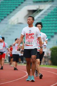 BIB: 201, 1083
                            <button type="button" onclick="openModal(5884617)" class="btn btn-primary btn-sm float-right btn-popup" data-toggle="modal" data-target=".modal-high-quality">
                        <i class="fas fa-shopping-cart"></i> Add to Cart
                    </button>
                                            <button type="button" onclick="isThisMe(5884617, true)" class="btn btn-success btn-sm float-right btn-popup btn-isme hidden" data-toggle="tooltip" data-placement="bottom" title="นี่คือรูปของคุณใช่ไหม คลิกที่นี่เพื่อเอาเข้าอัลบั้ม">
                        <i class="fas fa-plus"></i> Add to album
                    </button>
                    <button type="button" onclick="isThisMe(5884617, false)" class="btn btn-warning btn-sm float-right btn-popup btn-isnotme hidden">
                        <i class="fas fa-ban"></i> Remove from album
                    </button>