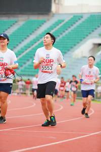 BIB: 5553, 409
                            <button type="button" onclick="openModal(5887724)" class="btn btn-primary btn-sm float-right btn-popup" data-toggle="modal" data-target=".modal-high-quality">
                        <i class="fas fa-shopping-cart"></i> Add to Cart
                    </button>
                                            <button type="button" onclick="isThisMe(5887724, true)" class="btn btn-success btn-sm float-right btn-popup btn-isme hidden" data-toggle="tooltip" data-placement="bottom" title="นี่คือรูปของคุณใช่ไหม คลิกที่นี่เพื่อเอาเข้าอัลบั้ม">
                        <i class="fas fa-plus"></i> Add to album
                    </button>
                    <button type="button" onclick="isThisMe(5887724, false)" class="btn btn-warning btn-sm float-right btn-popup btn-isnotme hidden">
                        <i class="fas fa-ban"></i> Remove from album
                    </button>