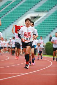 BIB: 3551
                            <button type="button" onclick="openModal(5885388)" class="btn btn-primary btn-sm float-right btn-popup" data-toggle="modal" data-target=".modal-high-quality">
                        <i class="fas fa-shopping-cart"></i> Add to Cart
                    </button>
                                            <button type="button" onclick="isThisMe(5885388, true)" class="btn btn-success btn-sm float-right btn-popup btn-isme hidden" data-toggle="tooltip" data-placement="bottom" title="นี่คือรูปของคุณใช่ไหม คลิกที่นี่เพื่อเอาเข้าอัลบั้ม">
                        <i class="fas fa-plus"></i> Add to album
                    </button>
                    <button type="button" onclick="isThisMe(5885388, false)" class="btn btn-warning btn-sm float-right btn-popup btn-isnotme hidden">
                        <i class="fas fa-ban"></i> Remove from album
                    </button>