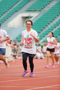 BIB: 4353
                            <button type="button" onclick="openModal(5898835)" class="btn btn-primary btn-sm float-right btn-popup" data-toggle="modal" data-target=".modal-high-quality">
                        <i class="fas fa-shopping-cart"></i> Add to Cart
                    </button>
                                            <button type="button" onclick="isThisMe(5898835, true)" class="btn btn-success btn-sm float-right btn-popup btn-isme hidden" data-toggle="tooltip" data-placement="bottom" title="นี่คือรูปของคุณใช่ไหม คลิกที่นี่เพื่อเอาเข้าอัลบั้ม">
                        <i class="fas fa-plus"></i> Add to album
                    </button>
                    <button type="button" onclick="isThisMe(5898835, false)" class="btn btn-warning btn-sm float-right btn-popup btn-isnotme hidden">
                        <i class="fas fa-ban"></i> Remove from album
                    </button>