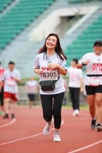 BIB: 8305, 1753
                            <button type="button" onclick="openModal(5889511)" class="btn btn-primary btn-sm float-right btn-popup" data-toggle="modal" data-target=".modal-high-quality">
                        <i class="fas fa-shopping-cart"></i> Add to Cart
                    </button>
                                            <button type="button" onclick="isThisMe(5889511, true)" class="btn btn-success btn-sm float-right btn-popup btn-isme hidden" data-toggle="tooltip" data-placement="bottom" title="นี่คือรูปของคุณใช่ไหม คลิกที่นี่เพื่อเอาเข้าอัลบั้ม">
                        <i class="fas fa-plus"></i> Add to album
                    </button>
                    <button type="button" onclick="isThisMe(5889511, false)" class="btn btn-warning btn-sm float-right btn-popup btn-isnotme hidden">
                        <i class="fas fa-ban"></i> Remove from album
                    </button>