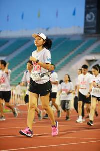 BIB: 7580, 1266
                            <button type="button" onclick="openModal(5882091)" class="btn btn-primary btn-sm float-right btn-popup" data-toggle="modal" data-target=".modal-high-quality">
                        <i class="fas fa-shopping-cart"></i> Add to Cart
                    </button>
                                            <button type="button" onclick="isThisMe(5882091, true)" class="btn btn-success btn-sm float-right btn-popup btn-isme hidden" data-toggle="tooltip" data-placement="bottom" title="นี่คือรูปของคุณใช่ไหม คลิกที่นี่เพื่อเอาเข้าอัลบั้ม">
                        <i class="fas fa-plus"></i> Add to album
                    </button>
                    <button type="button" onclick="isThisMe(5882091, false)" class="btn btn-warning btn-sm float-right btn-popup btn-isnotme hidden">
                        <i class="fas fa-ban"></i> Remove from album
                    </button>