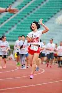 BIB: 201, 5514
                            <button type="button" onclick="openModal(5887911)" class="btn btn-primary btn-sm float-right btn-popup" data-toggle="modal" data-target=".modal-high-quality">
                        <i class="fas fa-shopping-cart"></i> Add to Cart
                    </button>
                                            <button type="button" onclick="isThisMe(5887911, true)" class="btn btn-success btn-sm float-right btn-popup btn-isme hidden" data-toggle="tooltip" data-placement="bottom" title="นี่คือรูปของคุณใช่ไหม คลิกที่นี่เพื่อเอาเข้าอัลบั้ม">
                        <i class="fas fa-plus"></i> Add to album
                    </button>
                    <button type="button" onclick="isThisMe(5887911, false)" class="btn btn-warning btn-sm float-right btn-popup btn-isnotme hidden">
                        <i class="fas fa-ban"></i> Remove from album
                    </button>