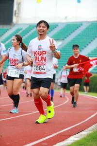 BIB: 1884, 7134
                            <button type="button" onclick="openModal(5886258)" class="btn btn-primary btn-sm float-right btn-popup" data-toggle="modal" data-target=".modal-high-quality">
                        <i class="fas fa-shopping-cart"></i> Add to Cart
                    </button>
                                            <button type="button" onclick="isThisMe(5886258, true)" class="btn btn-success btn-sm float-right btn-popup btn-isme hidden" data-toggle="tooltip" data-placement="bottom" title="นี่คือรูปของคุณใช่ไหม คลิกที่นี่เพื่อเอาเข้าอัลบั้ม">
                        <i class="fas fa-plus"></i> Add to album
                    </button>
                    <button type="button" onclick="isThisMe(5886258, false)" class="btn btn-warning btn-sm float-right btn-popup btn-isnotme hidden">
                        <i class="fas fa-ban"></i> Remove from album
                    </button>