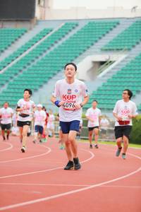 BIB: 4096
                            <button type="button" onclick="openModal(5887757)" class="btn btn-primary btn-sm float-right btn-popup" data-toggle="modal" data-target=".modal-high-quality">
                        <i class="fas fa-shopping-cart"></i> Add to Cart
                    </button>
                                            <button type="button" onclick="isThisMe(5887757, true)" class="btn btn-success btn-sm float-right btn-popup btn-isme hidden" data-toggle="tooltip" data-placement="bottom" title="นี่คือรูปของคุณใช่ไหม คลิกที่นี่เพื่อเอาเข้าอัลบั้ม">
                        <i class="fas fa-plus"></i> Add to album
                    </button>
                    <button type="button" onclick="isThisMe(5887757, false)" class="btn btn-warning btn-sm float-right btn-popup btn-isnotme hidden">
                        <i class="fas fa-ban"></i> Remove from album
                    </button>