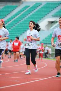 BIB: 7872
                            <button type="button" onclick="openModal(5884508)" class="btn btn-primary btn-sm float-right btn-popup" data-toggle="modal" data-target=".modal-high-quality">
                        <i class="fas fa-shopping-cart"></i> Add to Cart
                    </button>
                                            <button type="button" onclick="isThisMe(5884508, true)" class="btn btn-success btn-sm float-right btn-popup btn-isme hidden" data-toggle="tooltip" data-placement="bottom" title="นี่คือรูปของคุณใช่ไหม คลิกที่นี่เพื่อเอาเข้าอัลบั้ม">
                        <i class="fas fa-plus"></i> Add to album
                    </button>
                    <button type="button" onclick="isThisMe(5884508, false)" class="btn btn-warning btn-sm float-right btn-popup btn-isnotme hidden">
                        <i class="fas fa-ban"></i> Remove from album
                    </button>