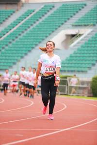 BIB: 4145
                            <button type="button" onclick="openModal(5896385)" class="btn btn-primary btn-sm float-right btn-popup" data-toggle="modal" data-target=".modal-high-quality">
                        <i class="fas fa-shopping-cart"></i> Add to Cart
                    </button>
                                            <button type="button" onclick="isThisMe(5896385, true)" class="btn btn-success btn-sm float-right btn-popup btn-isme hidden" data-toggle="tooltip" data-placement="bottom" title="นี่คือรูปของคุณใช่ไหม คลิกที่นี่เพื่อเอาเข้าอัลบั้ม">
                        <i class="fas fa-plus"></i> Add to album
                    </button>
                    <button type="button" onclick="isThisMe(5896385, false)" class="btn btn-warning btn-sm float-right btn-popup btn-isnotme hidden">
                        <i class="fas fa-ban"></i> Remove from album
                    </button>