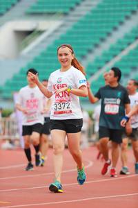 BIB: 3372, 263
                            <button type="button" onclick="openModal(5898137)" class="btn btn-primary btn-sm float-right btn-popup" data-toggle="modal" data-target=".modal-high-quality">
                        <i class="fas fa-shopping-cart"></i> Add to Cart
                    </button>
                                            <button type="button" onclick="isThisMe(5898137, true)" class="btn btn-success btn-sm float-right btn-popup btn-isme hidden" data-toggle="tooltip" data-placement="bottom" title="นี่คือรูปของคุณใช่ไหม คลิกที่นี่เพื่อเอาเข้าอัลบั้ม">
                        <i class="fas fa-plus"></i> Add to album
                    </button>
                    <button type="button" onclick="isThisMe(5898137, false)" class="btn btn-warning btn-sm float-right btn-popup btn-isnotme hidden">
                        <i class="fas fa-ban"></i> Remove from album
                    </button>