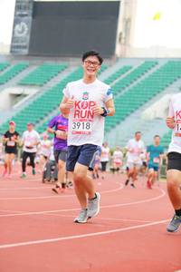 BIB: 3918
                            <button type="button" onclick="openModal(5894426)" class="btn btn-primary btn-sm float-right btn-popup" data-toggle="modal" data-target=".modal-high-quality">
                        <i class="fas fa-shopping-cart"></i> Add to Cart
                    </button>
                                            <button type="button" onclick="isThisMe(5894426, true)" class="btn btn-success btn-sm float-right btn-popup btn-isme hidden" data-toggle="tooltip" data-placement="bottom" title="นี่คือรูปของคุณใช่ไหม คลิกที่นี่เพื่อเอาเข้าอัลบั้ม">
                        <i class="fas fa-plus"></i> Add to album
                    </button>
                    <button type="button" onclick="isThisMe(5894426, false)" class="btn btn-warning btn-sm float-right btn-popup btn-isnotme hidden">
                        <i class="fas fa-ban"></i> Remove from album
                    </button>