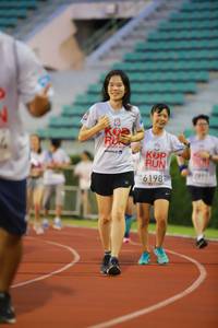 BIB: 6198
                            <button type="button" onclick="openModal(5882365)" class="btn btn-primary btn-sm float-right btn-popup" data-toggle="modal" data-target=".modal-high-quality">
                        <i class="fas fa-shopping-cart"></i> Add to Cart
                    </button>
                                            <button type="button" onclick="isThisMe(5882365, true)" class="btn btn-success btn-sm float-right btn-popup btn-isme hidden" data-toggle="tooltip" data-placement="bottom" title="นี่คือรูปของคุณใช่ไหม คลิกที่นี่เพื่อเอาเข้าอัลบั้ม">
                        <i class="fas fa-plus"></i> Add to album
                    </button>
                    <button type="button" onclick="isThisMe(5882365, false)" class="btn btn-warning btn-sm float-right btn-popup btn-isnotme hidden">
                        <i class="fas fa-ban"></i> Remove from album
                    </button>