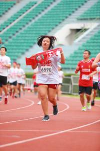 BIB: 6590
                            <button type="button" onclick="openModal(5887415)" class="btn btn-primary btn-sm float-right btn-popup" data-toggle="modal" data-target=".modal-high-quality">
                        <i class="fas fa-shopping-cart"></i> Add to Cart
                    </button>
                                            <button type="button" onclick="isThisMe(5887415, true)" class="btn btn-success btn-sm float-right btn-popup btn-isme hidden" data-toggle="tooltip" data-placement="bottom" title="นี่คือรูปของคุณใช่ไหม คลิกที่นี่เพื่อเอาเข้าอัลบั้ม">
                        <i class="fas fa-plus"></i> Add to album
                    </button>
                    <button type="button" onclick="isThisMe(5887415, false)" class="btn btn-warning btn-sm float-right btn-popup btn-isnotme hidden">
                        <i class="fas fa-ban"></i> Remove from album
                    </button>