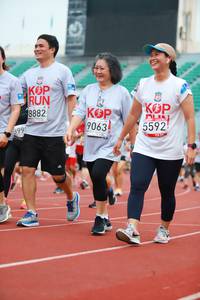 BIB: 8882, 9063, 5592, 899
                            <button type="button" onclick="openModal(5884708)" class="btn btn-primary btn-sm float-right btn-popup" data-toggle="modal" data-target=".modal-high-quality">
                        <i class="fas fa-shopping-cart"></i> Add to Cart
                    </button>
                                            <button type="button" onclick="isThisMe(5884708, true)" class="btn btn-success btn-sm float-right btn-popup btn-isme hidden" data-toggle="tooltip" data-placement="bottom" title="นี่คือรูปของคุณใช่ไหม คลิกที่นี่เพื่อเอาเข้าอัลบั้ม">
                        <i class="fas fa-plus"></i> Add to album
                    </button>
                    <button type="button" onclick="isThisMe(5884708, false)" class="btn btn-warning btn-sm float-right btn-popup btn-isnotme hidden">
                        <i class="fas fa-ban"></i> Remove from album
                    </button>