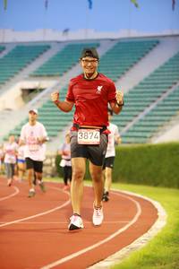 BIB: 3874, 
                            <button type="button" onclick="openModal(5881453)" class="btn btn-primary btn-sm float-right btn-popup" data-toggle="modal" data-target=".modal-high-quality">
                        <i class="fas fa-shopping-cart"></i> Add to Cart
                    </button>
                                            <button type="button" onclick="isThisMe(5881453, true)" class="btn btn-success btn-sm float-right btn-popup btn-isme hidden" data-toggle="tooltip" data-placement="bottom" title="นี่คือรูปของคุณใช่ไหม คลิกที่นี่เพื่อเอาเข้าอัลบั้ม">
                        <i class="fas fa-plus"></i> Add to album
                    </button>
                    <button type="button" onclick="isThisMe(5881453, false)" class="btn btn-warning btn-sm float-right btn-popup btn-isnotme hidden">
                        <i class="fas fa-ban"></i> Remove from album
                    </button>