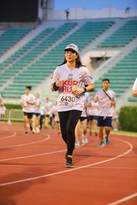 BIB: 6430
                            <button type="button" onclick="openModal(5881936)" class="btn btn-primary btn-sm float-right btn-popup" data-toggle="modal" data-target=".modal-high-quality">
                        <i class="fas fa-shopping-cart"></i> Add to Cart
                    </button>
                                            <button type="button" onclick="isThisMe(5881936, true)" class="btn btn-success btn-sm float-right btn-popup btn-isme hidden" data-toggle="tooltip" data-placement="bottom" title="นี่คือรูปของคุณใช่ไหม คลิกที่นี่เพื่อเอาเข้าอัลบั้ม">
                        <i class="fas fa-plus"></i> Add to album
                    </button>
                    <button type="button" onclick="isThisMe(5881936, false)" class="btn btn-warning btn-sm float-right btn-popup btn-isnotme hidden">
                        <i class="fas fa-ban"></i> Remove from album
                    </button>