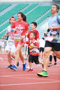 BIB: 6438, 8776
                            <button type="button" onclick="openModal(5885338)" class="btn btn-primary btn-sm float-right btn-popup" data-toggle="modal" data-target=".modal-high-quality">
                        <i class="fas fa-shopping-cart"></i> Add to Cart
                    </button>
                                            <button type="button" onclick="isThisMe(5885338, true)" class="btn btn-success btn-sm float-right btn-popup btn-isme hidden" data-toggle="tooltip" data-placement="bottom" title="นี่คือรูปของคุณใช่ไหม คลิกที่นี่เพื่อเอาเข้าอัลบั้ม">
                        <i class="fas fa-plus"></i> Add to album
                    </button>
                    <button type="button" onclick="isThisMe(5885338, false)" class="btn btn-warning btn-sm float-right btn-popup btn-isnotme hidden">
                        <i class="fas fa-ban"></i> Remove from album
                    </button>