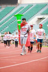 BIB: 4295, 7928, 310
                            <button type="button" onclick="openModal(5892310)" class="btn btn-primary btn-sm float-right btn-popup" data-toggle="modal" data-target=".modal-high-quality">
                        <i class="fas fa-shopping-cart"></i> Add to Cart
                    </button>
                                            <button type="button" onclick="isThisMe(5892310, true)" class="btn btn-success btn-sm float-right btn-popup btn-isme hidden" data-toggle="tooltip" data-placement="bottom" title="นี่คือรูปของคุณใช่ไหม คลิกที่นี่เพื่อเอาเข้าอัลบั้ม">
                        <i class="fas fa-plus"></i> Add to album
                    </button>
                    <button type="button" onclick="isThisMe(5892310, false)" class="btn btn-warning btn-sm float-right btn-popup btn-isnotme hidden">
                        <i class="fas fa-ban"></i> Remove from album
                    </button>