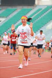 BIB: 2354
                            <button type="button" onclick="openModal(5891546)" class="btn btn-primary btn-sm float-right btn-popup" data-toggle="modal" data-target=".modal-high-quality">
                        <i class="fas fa-shopping-cart"></i> Add to Cart
                    </button>
                                            <button type="button" onclick="isThisMe(5891546, true)" class="btn btn-success btn-sm float-right btn-popup btn-isme hidden" data-toggle="tooltip" data-placement="bottom" title="นี่คือรูปของคุณใช่ไหม คลิกที่นี่เพื่อเอาเข้าอัลบั้ม">
                        <i class="fas fa-plus"></i> Add to album
                    </button>
                    <button type="button" onclick="isThisMe(5891546, false)" class="btn btn-warning btn-sm float-right btn-popup btn-isnotme hidden">
                        <i class="fas fa-ban"></i> Remove from album
                    </button>