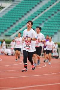 BIB: 201, 4486
                            <button type="button" onclick="openModal(5887382)" class="btn btn-primary btn-sm float-right btn-popup" data-toggle="modal" data-target=".modal-high-quality">
                        <i class="fas fa-shopping-cart"></i> Add to Cart
                    </button>
                                            <button type="button" onclick="isThisMe(5887382, true)" class="btn btn-success btn-sm float-right btn-popup btn-isme hidden" data-toggle="tooltip" data-placement="bottom" title="นี่คือรูปของคุณใช่ไหม คลิกที่นี่เพื่อเอาเข้าอัลบั้ม">
                        <i class="fas fa-plus"></i> Add to album
                    </button>
                    <button type="button" onclick="isThisMe(5887382, false)" class="btn btn-warning btn-sm float-right btn-popup btn-isnotme hidden">
                        <i class="fas fa-ban"></i> Remove from album
                    </button>