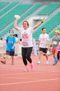 BIB: 1846
                            <button type="button" onclick="openModal(5896934)" class="btn btn-primary btn-sm float-right btn-popup" data-toggle="modal" data-target=".modal-high-quality">
                        <i class="fas fa-shopping-cart"></i> Add to Cart
                    </button>
                                            <button type="button" onclick="isThisMe(5896934, true)" class="btn btn-success btn-sm float-right btn-popup btn-isme hidden" data-toggle="tooltip" data-placement="bottom" title="นี่คือรูปของคุณใช่ไหม คลิกที่นี่เพื่อเอาเข้าอัลบั้ม">
                        <i class="fas fa-plus"></i> Add to album
                    </button>
                    <button type="button" onclick="isThisMe(5896934, false)" class="btn btn-warning btn-sm float-right btn-popup btn-isnotme hidden">
                        <i class="fas fa-ban"></i> Remove from album
                    </button>