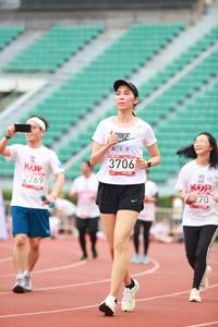 BIB: 3706, 2769
                            <button type="button" onclick="openModal(5895731)" class="btn btn-primary btn-sm float-right btn-popup" data-toggle="modal" data-target=".modal-high-quality">
                        <i class="fas fa-shopping-cart"></i> Add to Cart
                    </button>
                                            <button type="button" onclick="isThisMe(5895731, true)" class="btn btn-success btn-sm float-right btn-popup btn-isme hidden" data-toggle="tooltip" data-placement="bottom" title="นี่คือรูปของคุณใช่ไหม คลิกที่นี่เพื่อเอาเข้าอัลบั้ม">
                        <i class="fas fa-plus"></i> Add to album
                    </button>
                    <button type="button" onclick="isThisMe(5895731, false)" class="btn btn-warning btn-sm float-right btn-popup btn-isnotme hidden">
                        <i class="fas fa-ban"></i> Remove from album
                    </button>