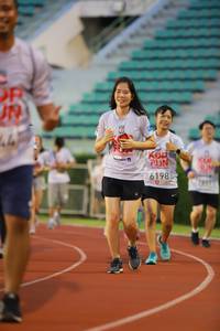 BIB: 6198
                            <button type="button" onclick="openModal(5882359)" class="btn btn-primary btn-sm float-right btn-popup" data-toggle="modal" data-target=".modal-high-quality">
                        <i class="fas fa-shopping-cart"></i> Add to Cart
                    </button>
                                            <button type="button" onclick="isThisMe(5882359, true)" class="btn btn-success btn-sm float-right btn-popup btn-isme hidden" data-toggle="tooltip" data-placement="bottom" title="นี่คือรูปของคุณใช่ไหม คลิกที่นี่เพื่อเอาเข้าอัลบั้ม">
                        <i class="fas fa-plus"></i> Add to album
                    </button>
                    <button type="button" onclick="isThisMe(5882359, false)" class="btn btn-warning btn-sm float-right btn-popup btn-isnotme hidden">
                        <i class="fas fa-ban"></i> Remove from album
                    </button>