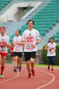 BIB: 4265, 113
                            <button type="button" onclick="openModal(5897318)" class="btn btn-primary btn-sm float-right btn-popup" data-toggle="modal" data-target=".modal-high-quality">
                        <i class="fas fa-shopping-cart"></i> Add to Cart
                    </button>
                                            <button type="button" onclick="isThisMe(5897318, true)" class="btn btn-success btn-sm float-right btn-popup btn-isme hidden" data-toggle="tooltip" data-placement="bottom" title="นี่คือรูปของคุณใช่ไหม คลิกที่นี่เพื่อเอาเข้าอัลบั้ม">
                        <i class="fas fa-plus"></i> Add to album
                    </button>
                    <button type="button" onclick="isThisMe(5897318, false)" class="btn btn-warning btn-sm float-right btn-popup btn-isnotme hidden">
                        <i class="fas fa-ban"></i> Remove from album
                    </button>