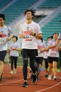 BIB: 4463, 8506
                            <button type="button" onclick="openModal(5881726)" class="btn btn-primary btn-sm float-right btn-popup" data-toggle="modal" data-target=".modal-high-quality">
                        <i class="fas fa-shopping-cart"></i> Add to Cart
                    </button>
                                            <button type="button" onclick="isThisMe(5881726, true)" class="btn btn-success btn-sm float-right btn-popup btn-isme hidden" data-toggle="tooltip" data-placement="bottom" title="นี่คือรูปของคุณใช่ไหม คลิกที่นี่เพื่อเอาเข้าอัลบั้ม">
                        <i class="fas fa-plus"></i> Add to album
                    </button>
                    <button type="button" onclick="isThisMe(5881726, false)" class="btn btn-warning btn-sm float-right btn-popup btn-isnotme hidden">
                        <i class="fas fa-ban"></i> Remove from album
                    </button>