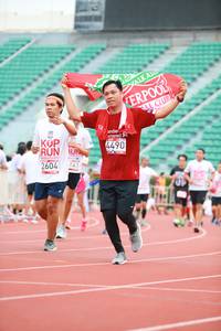 BIB: 4490, 2604
                            <button type="button" onclick="openModal(5886286)" class="btn btn-primary btn-sm float-right btn-popup" data-toggle="modal" data-target=".modal-high-quality">
                        <i class="fas fa-shopping-cart"></i> Add to Cart
                    </button>
                                            <button type="button" onclick="isThisMe(5886286, true)" class="btn btn-success btn-sm float-right btn-popup btn-isme hidden" data-toggle="tooltip" data-placement="bottom" title="นี่คือรูปของคุณใช่ไหม คลิกที่นี่เพื่อเอาเข้าอัลบั้ม">
                        <i class="fas fa-plus"></i> Add to album
                    </button>
                    <button type="button" onclick="isThisMe(5886286, false)" class="btn btn-warning btn-sm float-right btn-popup btn-isnotme hidden">
                        <i class="fas fa-ban"></i> Remove from album
                    </button>